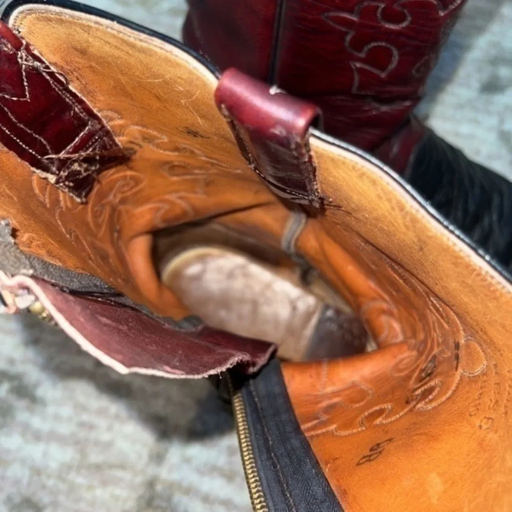 Lucchese 2318 Ostrich Exotic Black Cherry Red Leather Inlay Western Cowboy Boots